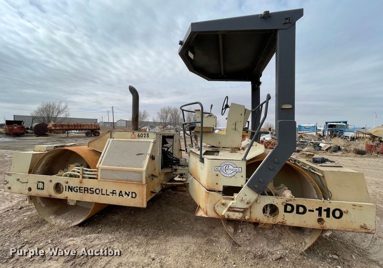 image for item DJ5040 1994 Ingersoll Rand DD110  double drum vibratory roller