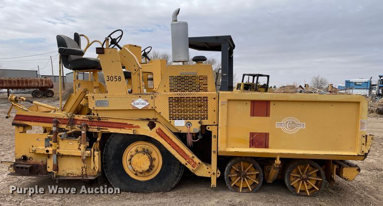 image for item DJ5041 1996 Blaw-Knox PF161  paver