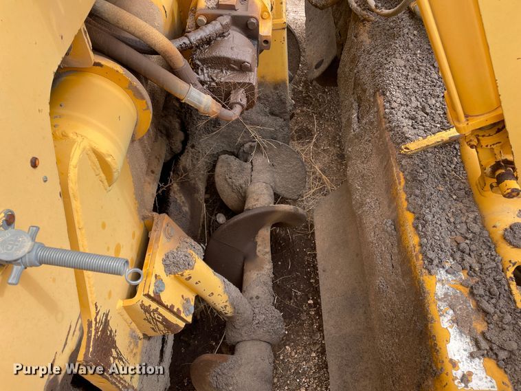 image for item DJ5041 1996 Blaw-Knox PF161  paver