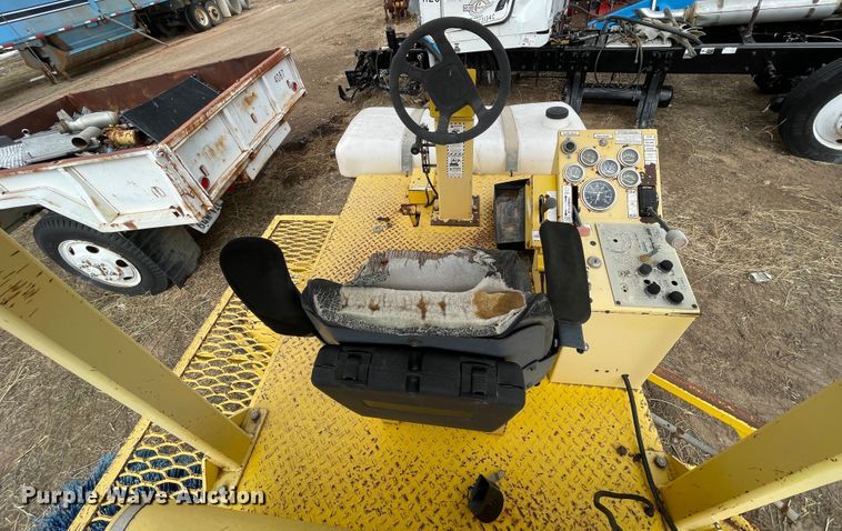 image for item DJ5042 2005 Superior Broom DT80J  broom