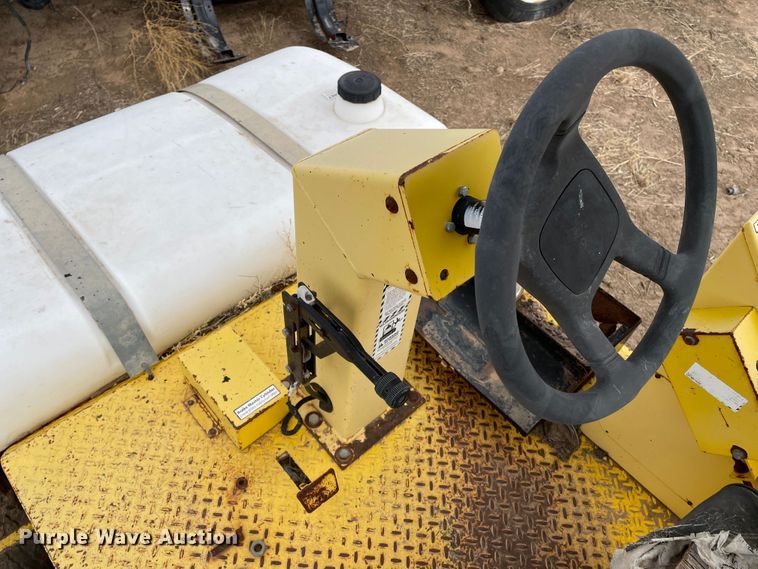 image for item DJ5042 2005 Superior Broom DT80J  broom