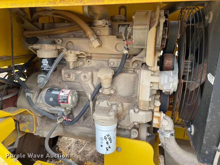 image for item DJ5042 2005 Superior Broom DT80J  broom