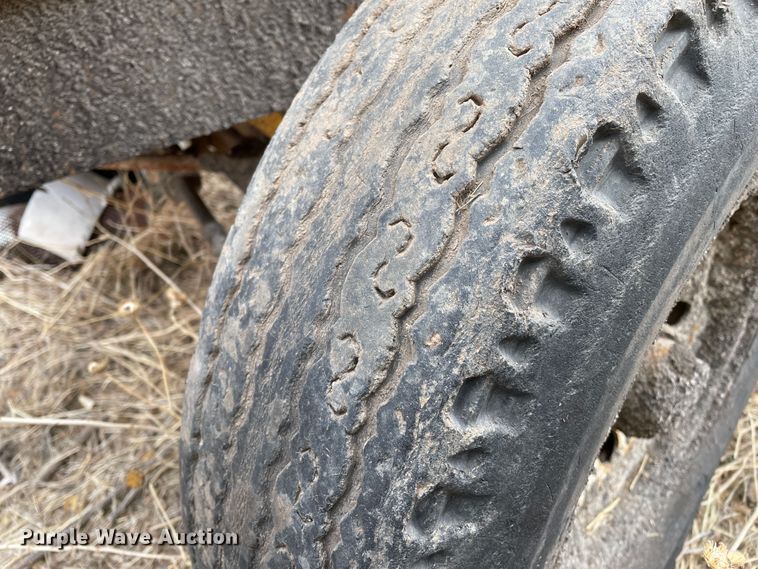 image for item DJ5042 2005 Superior Broom DT80J  broom