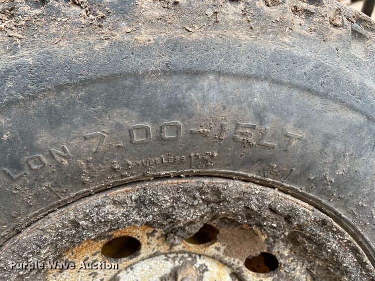 image for item DJ5042 2005 Superior Broom DT80J  broom