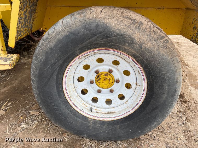 image for item DJ5042 2005 Superior Broom DT80J  broom