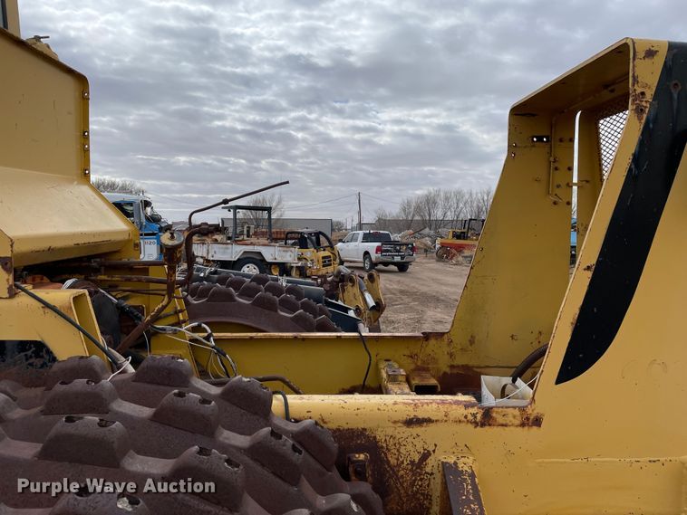 image for item DJ5045 Bomag K350  soil compactor