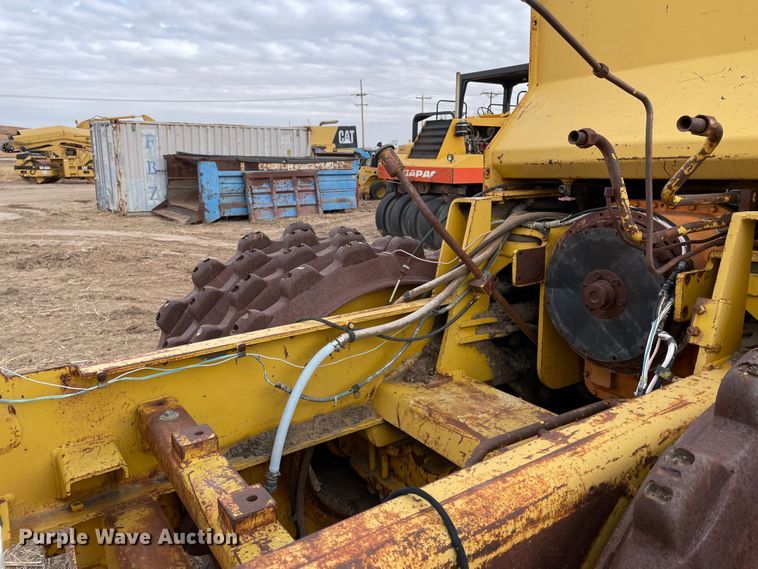 image for item DJ5045 Bomag K350  soil compactor