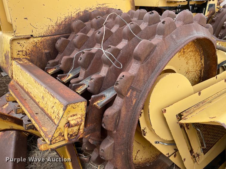 image for item DJ5045 Bomag K350  soil compactor