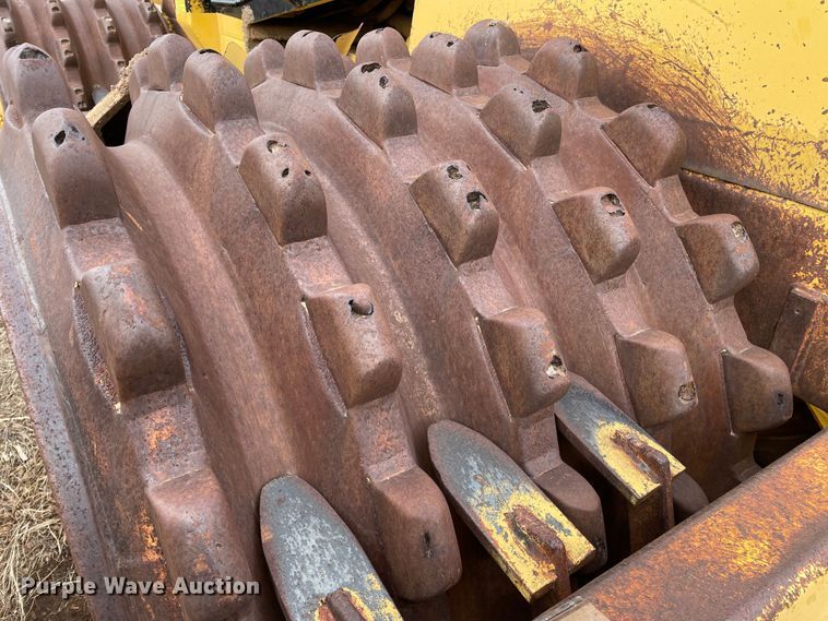 image for item DJ5045 Bomag K350  soil compactor