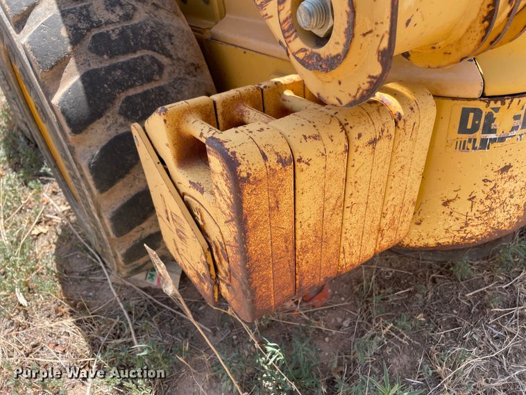 image for item DJ5046 2003 John Deere 250 Series II  skid steer loader