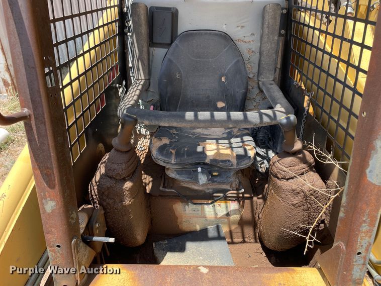 image for item DJ5047 2002 Caterpillar 248  skid steer loader