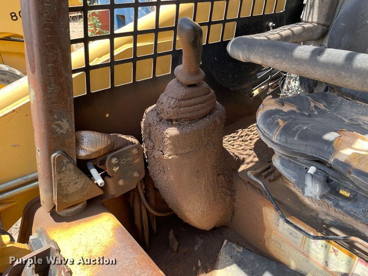 image for item DJ5047 2002 Caterpillar 248  skid steer loader