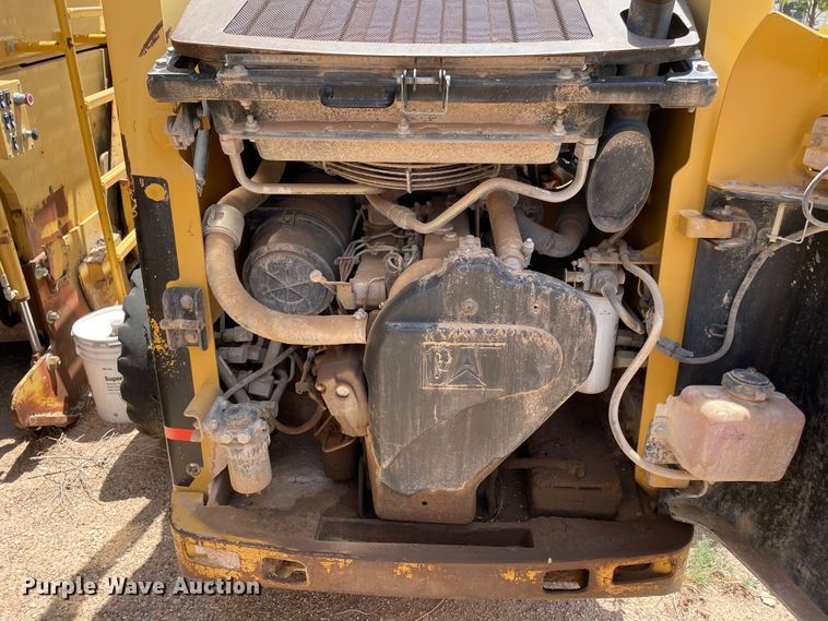 image for item DJ5047 2002 Caterpillar 248  skid steer loader