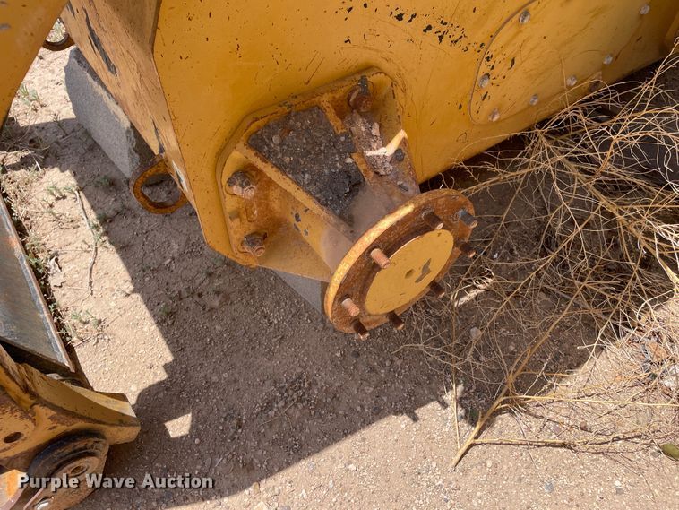 image for item DJ5047 2002 Caterpillar 248  skid steer loader