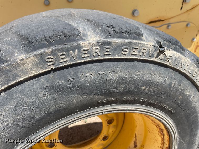 image for item DJ5047 2002 Caterpillar 248  skid steer loader