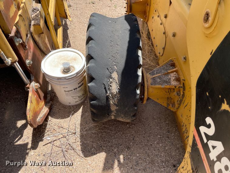 image for item DJ5047 2002 Caterpillar 248  skid steer loader