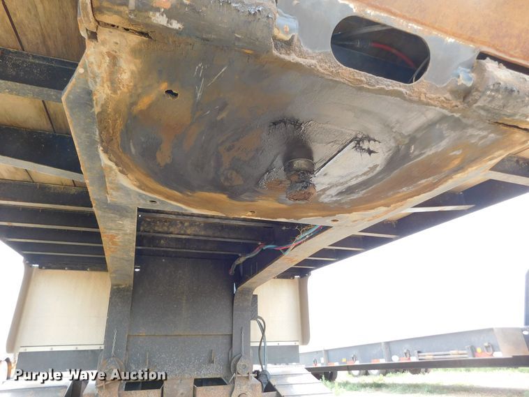 image for item DJ7676 2011 XL Specialized XL 70 MDE  lowboy equipment trailer