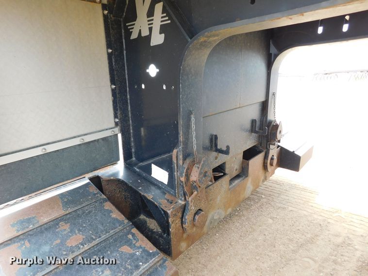 image for item DJ7676 2011 XL Specialized XL 70 MDE  lowboy equipment trailer