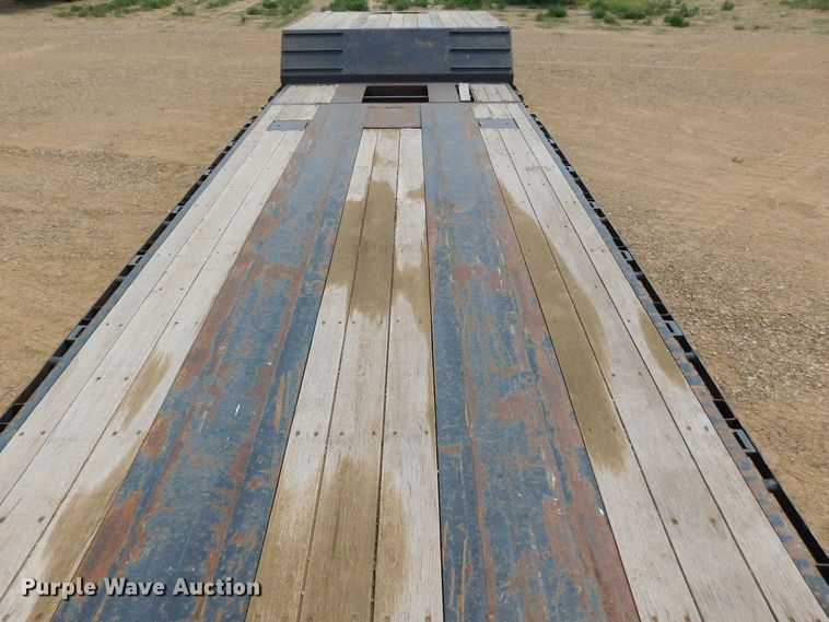 image for item DJ7676 2011 XL Specialized XL 70 MDE  lowboy equipment trailer