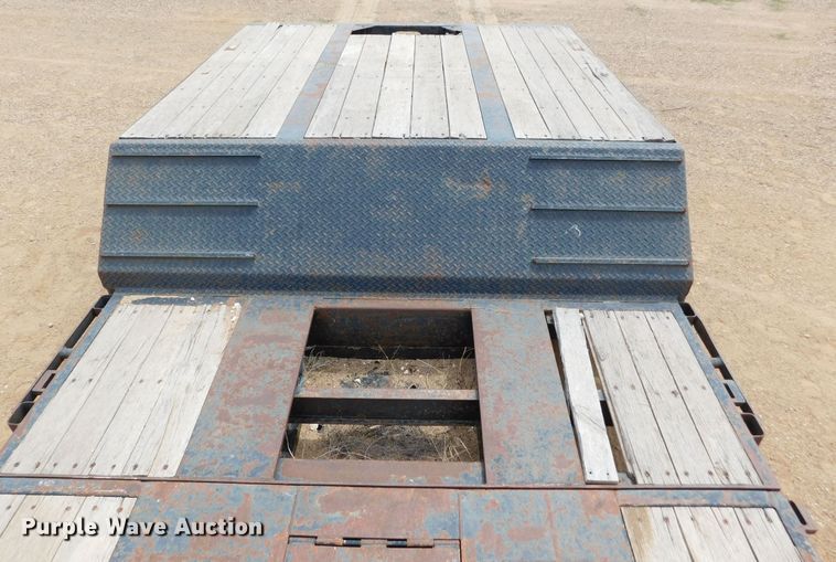 image for item DJ7676 2011 XL Specialized XL 70 MDE  lowboy equipment trailer