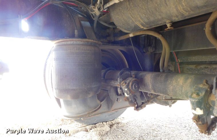 image for item DJ7676 2011 XL Specialized XL 70 MDE  lowboy equipment trailer