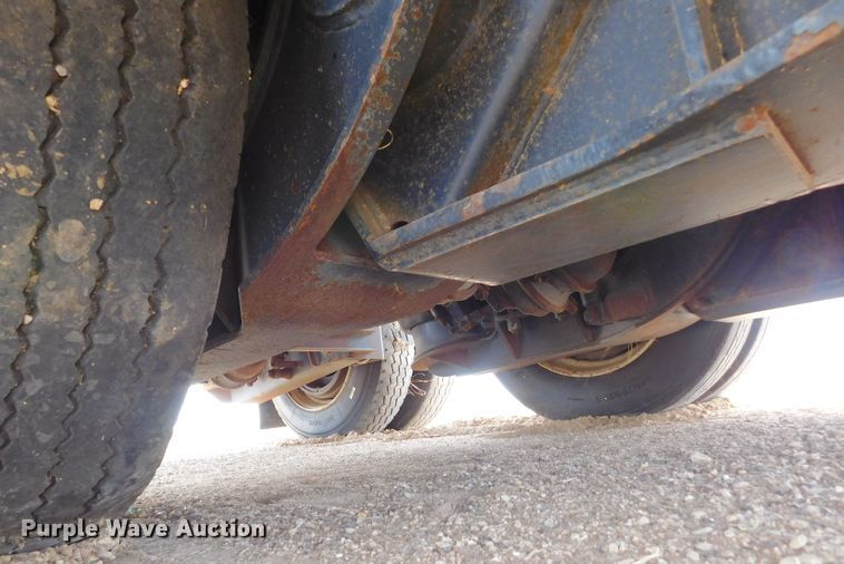 image for item DJ7676 2011 XL Specialized XL 70 MDE  lowboy equipment trailer