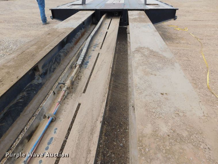 image for item DJ7676 2011 XL Specialized XL 70 MDE  lowboy equipment trailer