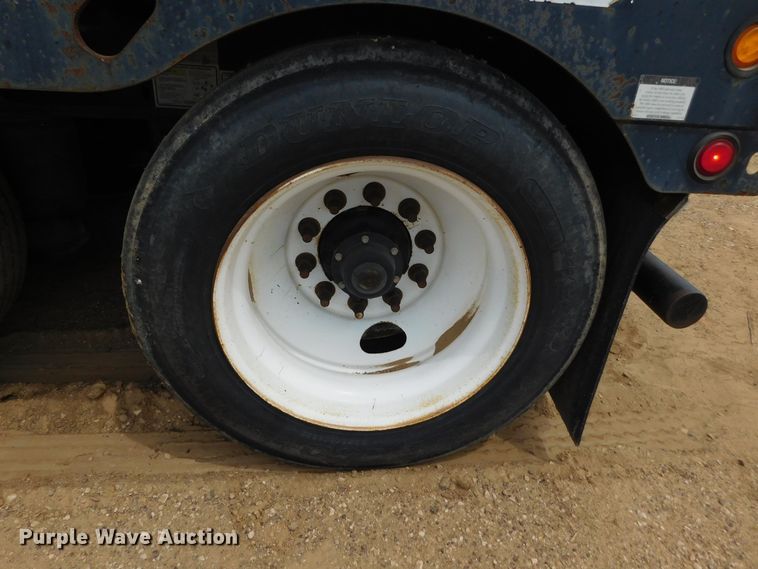 image for item DJ7676 2011 XL Specialized XL 70 MDE  lowboy equipment trailer