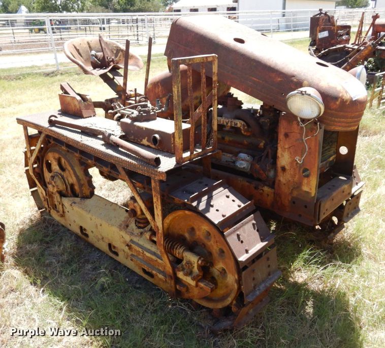 image for item DK0371 1942 Oliver HG42  crawler tractor