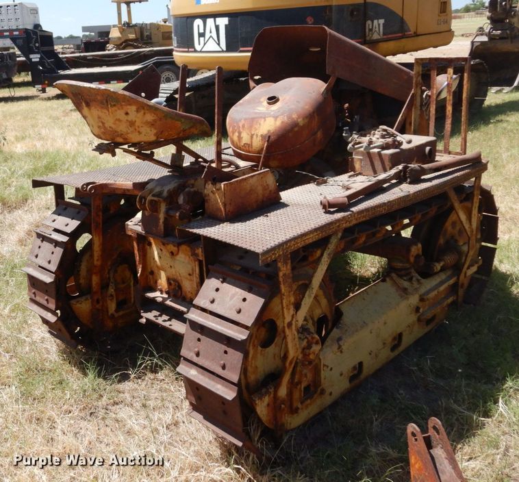 image for item DK0371 1942 Oliver HG42  crawler tractor