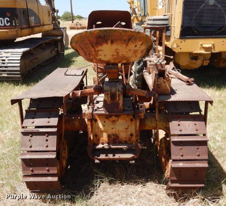 image for item DK0371 1942 Oliver HG42  crawler tractor