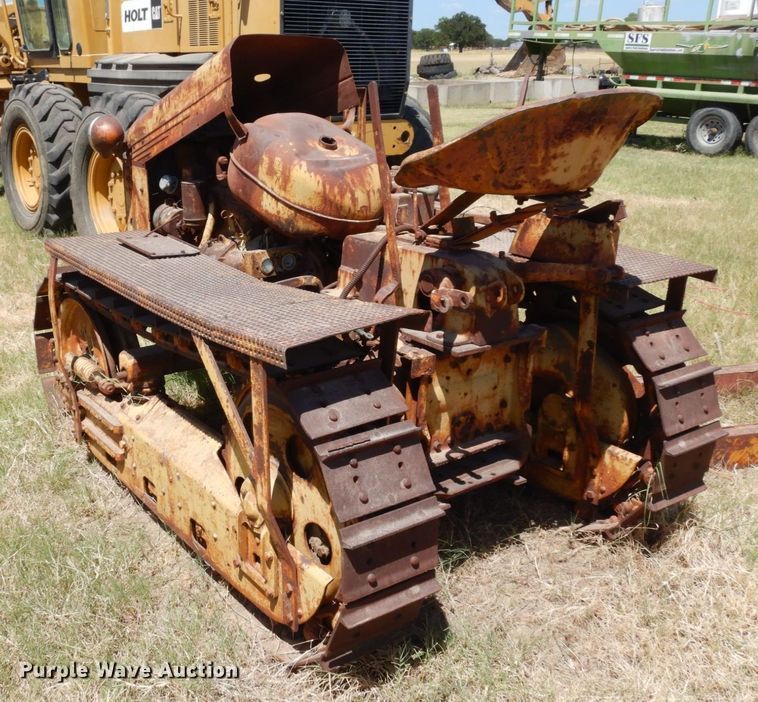 image for item DK0371 1942 Oliver HG42  crawler tractor