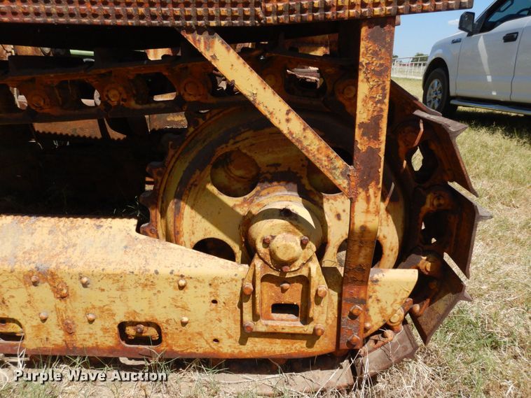 image for item DK0371 1942 Oliver HG42  crawler tractor