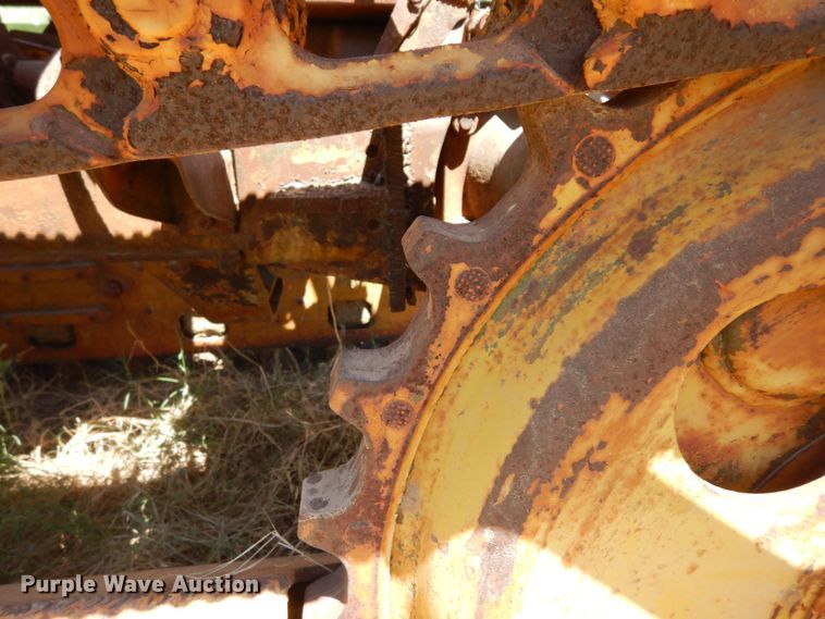 image for item DK0371 1942 Oliver HG42  crawler tractor