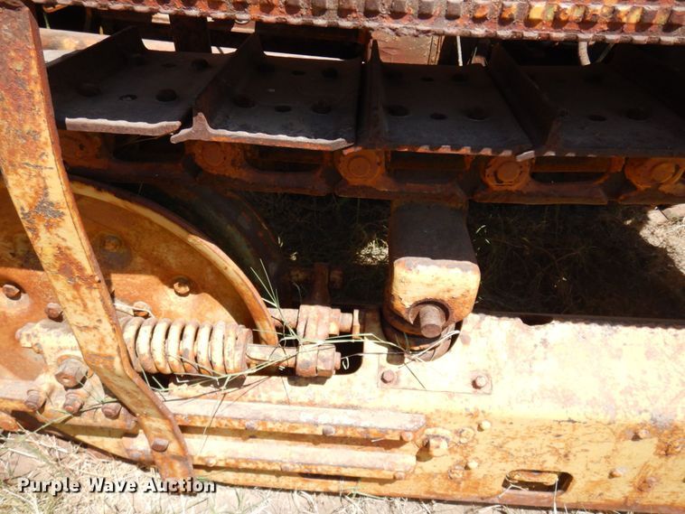 image for item DK0371 1942 Oliver HG42  crawler tractor