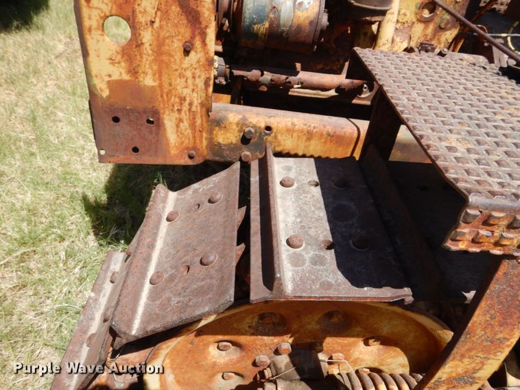 image for item DK0371 1942 Oliver HG42  crawler tractor