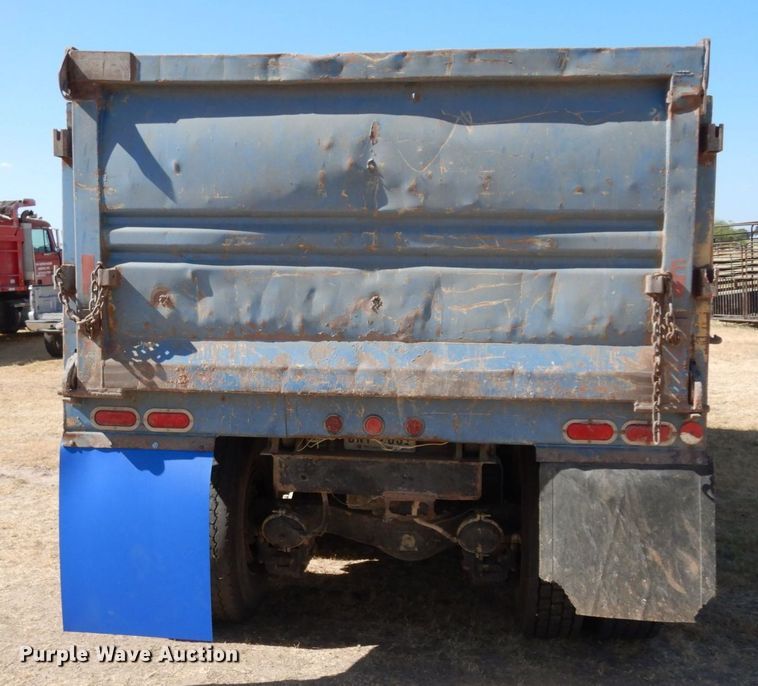 image for item DK0383 2007 Mack CHN613  dump truck