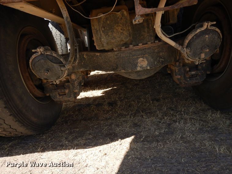 image for item DK0383 2007 Mack CHN613  dump truck