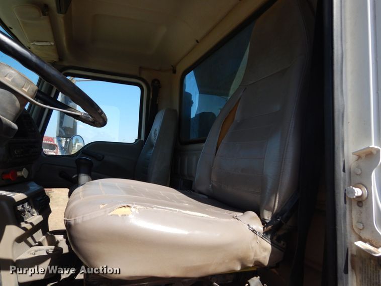 image for item DK0383 2007 Mack CHN613  dump truck