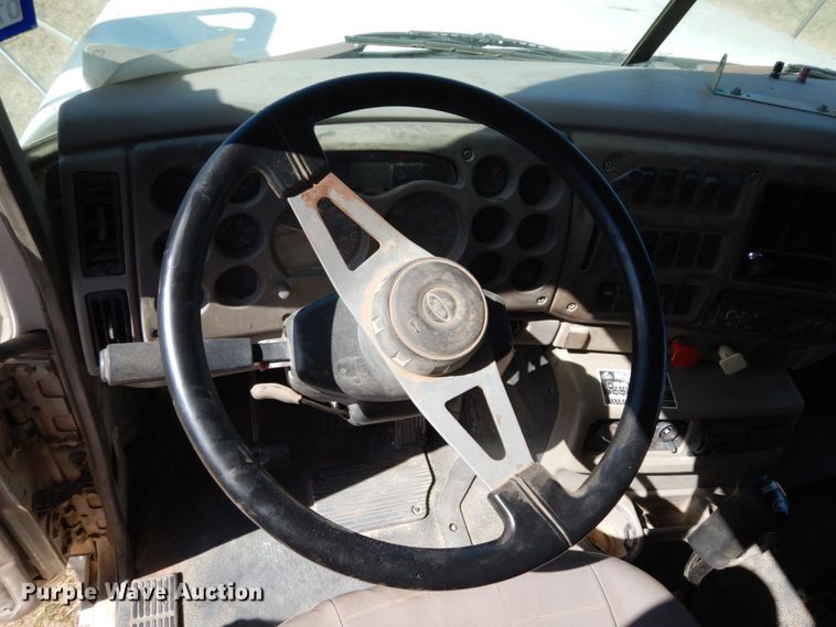 image for item DK0383 2007 Mack CHN613  dump truck