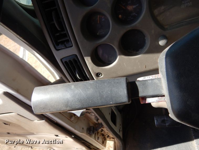 image for item DK0383 2007 Mack CHN613  dump truck