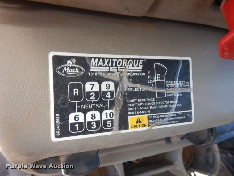 image for item DK0383 2007 Mack CHN613  dump truck