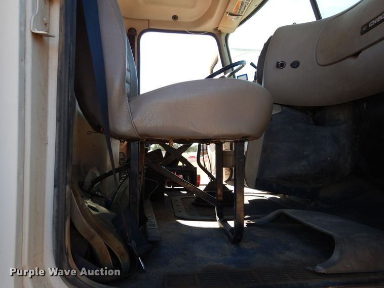 image for item DK0383 2007 Mack CHN613  dump truck