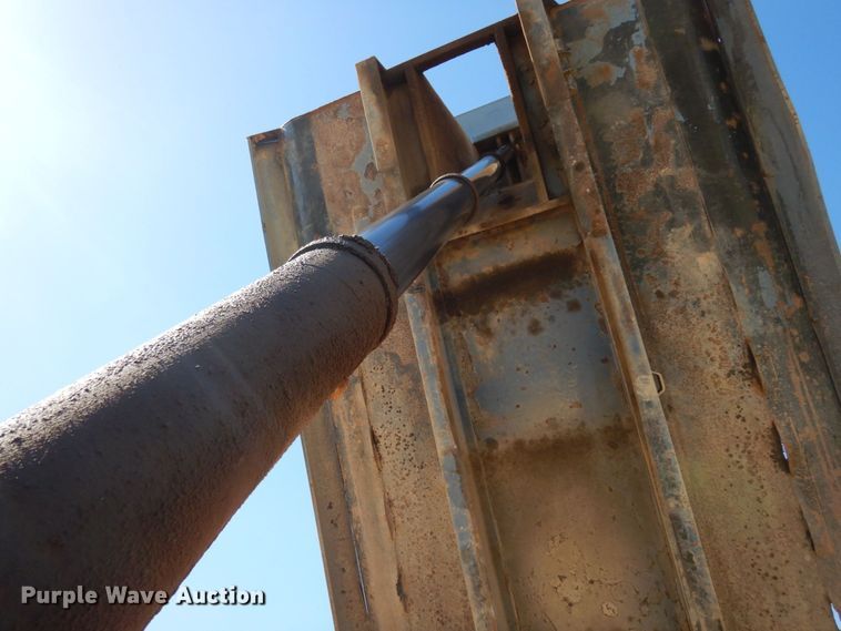 image for item DK0383 2007 Mack CHN613  dump truck