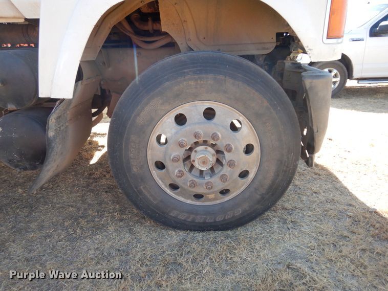 image for item DK0383 2007 Mack CHN613  dump truck