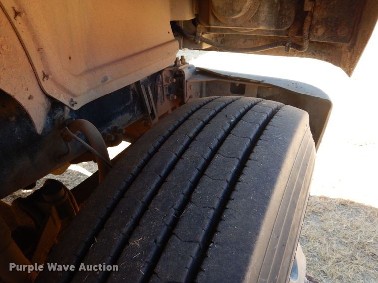 image for item DK0383 2007 Mack CHN613  dump truck