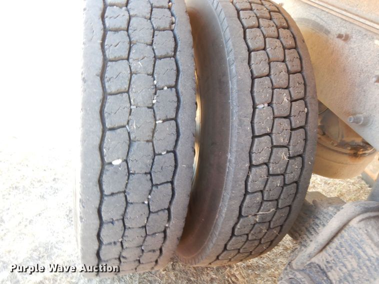 image for item DK0383 2007 Mack CHN613  dump truck