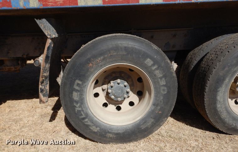 image for item DK0383 2007 Mack CHN613  dump truck