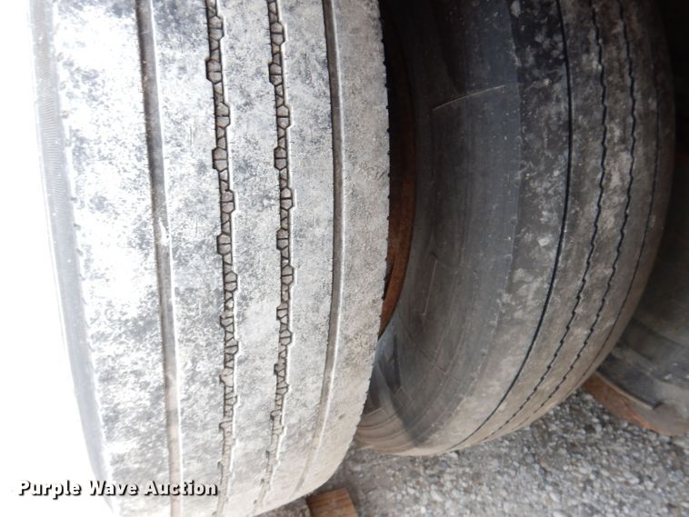 image for item DK2020 2003 Trail King TK60MG-482  lowboy equipment trailer