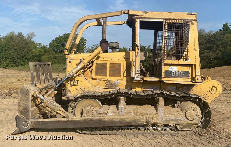 image for item DK6270 1980 Caterpillar D6D  dozer